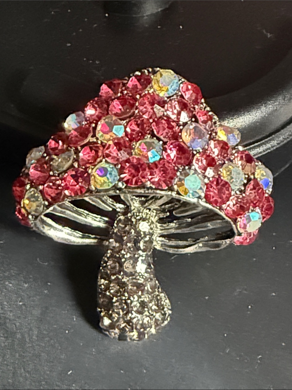 New Fun Mushroom Brooch Iridescent Iridescence aurora borealis AB broach pink - Picture 3 of 6